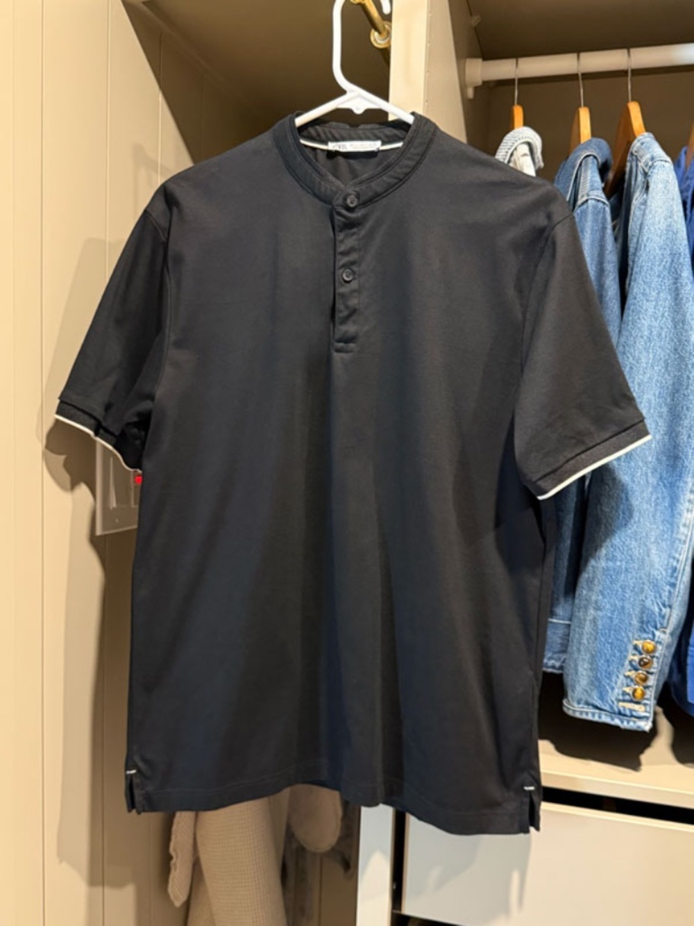 Zara Man Black Short Sleeve Henley Shirt Size L